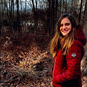 Meet your Posher, Marissa